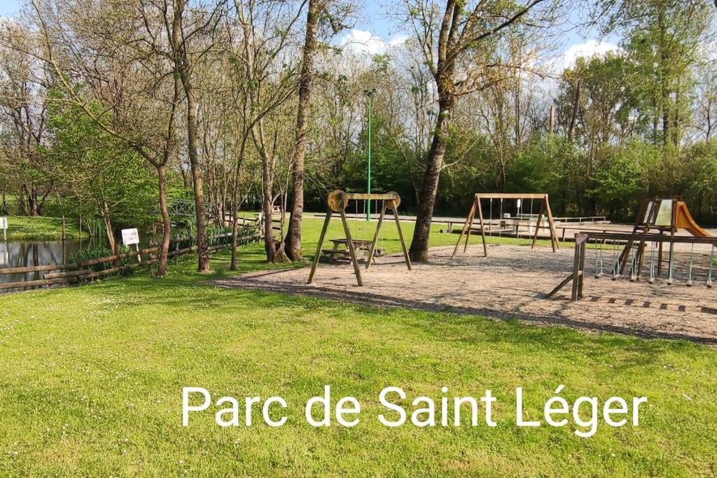 Gite La Metairie, Au Calme A La Campagne Villa Saint-Seurin-de-Palenne Exterior foto